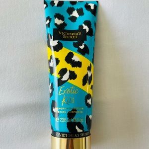 Victoria’s Secret Exotic Kiss Fragrance Lotion. 8fl oz.